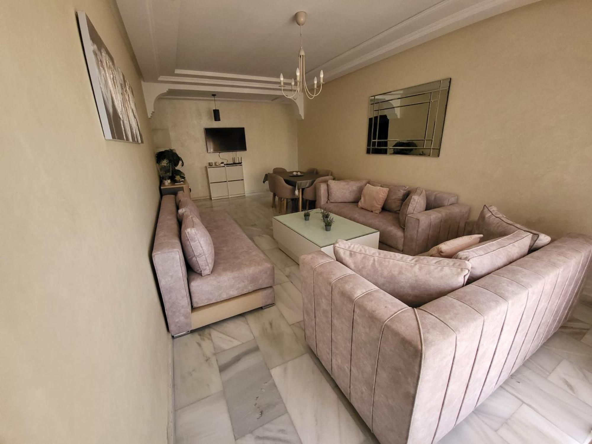 Mont Blanc :Appartement, Vue Sur Mer A 2 Minutes De La Gare. Tanger Kültér fotó